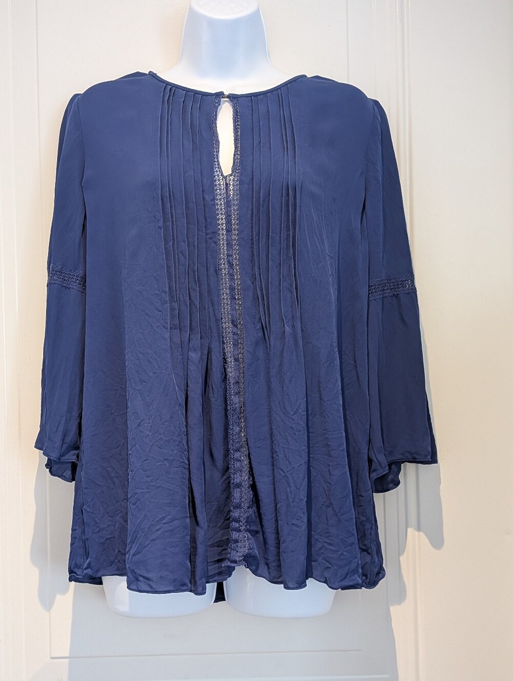 Ellie Tahari Blue 100% Silk Top